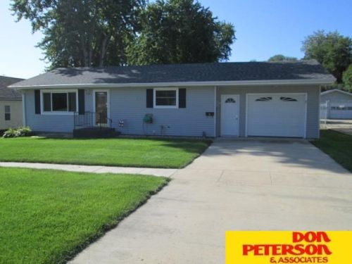 410 Cedar St, Coleridge, NE 68727-2608