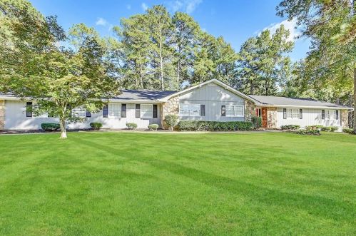 5138 Lake Forest Dr, Conyers GA  30094-4431 exterior