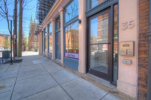 35 13th St, Cincinnati, OH 45202-7155
