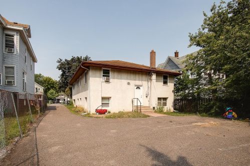 914 Burr St, Saint Paul MN  55130-4000 exterior