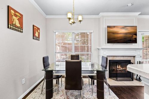 2402 Southlake Ct, Irving TX 75038-5654 exterior