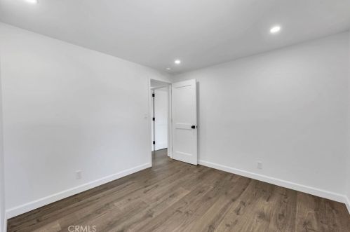 3586 Lathrop Ave, Simi Valley CA  93063-1119 exterior