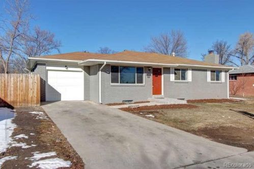 5041 Hooker St, Englewood, CO 80110-6324