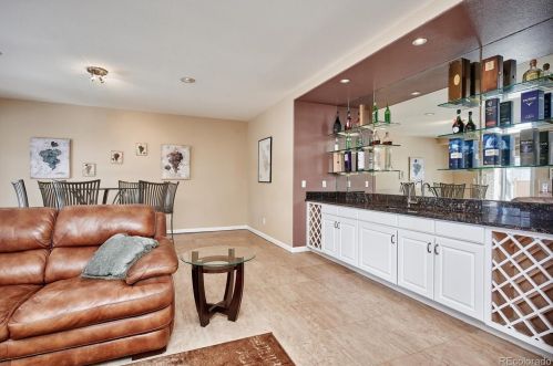 16438 Crestline Pl, Aurora CO 80015-4049 exterior