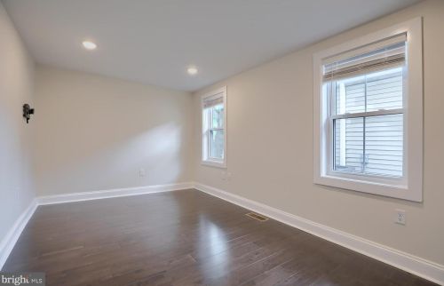 524 Orange St, Lancaster PA  17603-3665 exterior