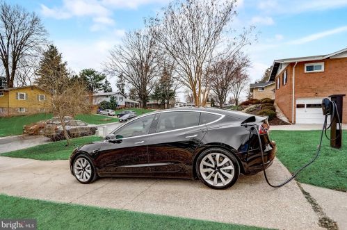 1506 Leister Dr, Silver Spring MD 20904-1548 exterior