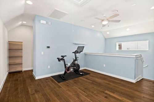 3100 Aldwyche Dr, Austin TX  78704 exterior