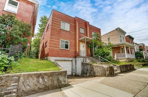 4257 Fergus St, Cincinnati, OH 45223-2190