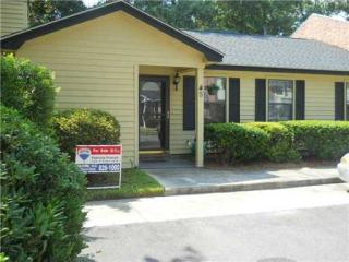 5 Navigator Ln, Savannah, GA 31410-2109