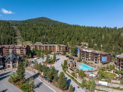 970 Northstar Dr, Truckee, CA 96161-4204