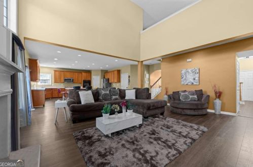 5625 Baffin Rd, Atlanta GA  30349-7050 exterior