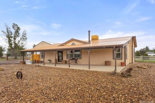 725 Valdai Ave, Denver, CO 80603-9797
