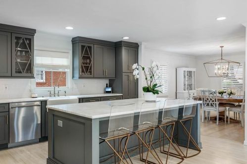 2787 Margaret Mitchell, Atlanta GA  30327-1852 exterior