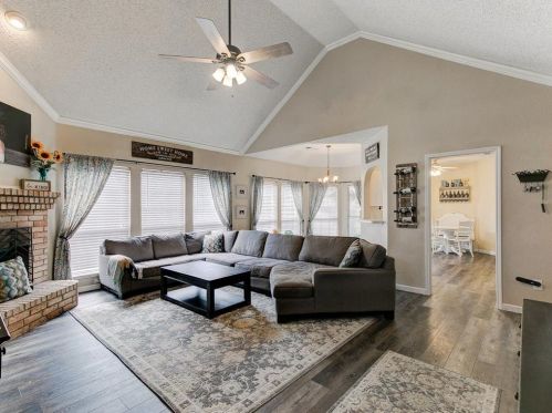 4704 Grainger Trl, Fort Worth TX  76137-5608 exterior