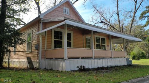 1304 Byrd St, Waycross, GA 31501-1903