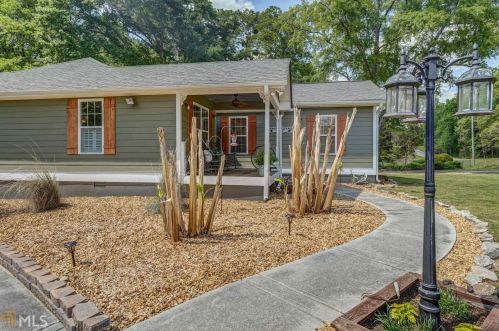 694 Corley Rd, Conyers GA  30012-2160 exterior