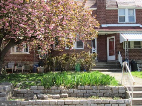 7237 Jackson St, Philadelphia, PA 19135-1220