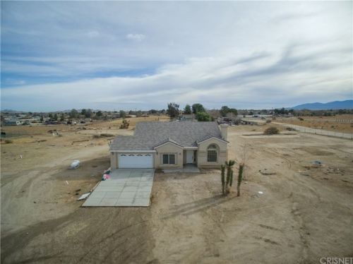 37016 87th St, Juniper Hills, CA 93543-1706