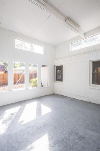 1018 Brookhollow Dr, Irving TX  75061-5514 exterior