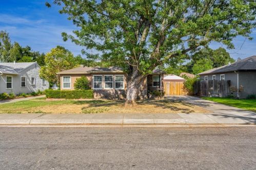 1110 Lee Ave, Lodi, CA 95240-5718
