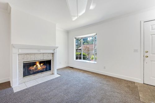 7648 Bodega Ave, Sebastopol, CA 95472-3656