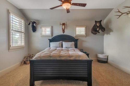 11401 Eagles Gln Dr, Austin TX  78732-2088 exterior