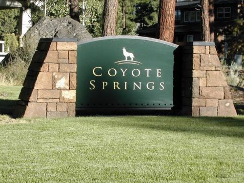 935 Coyote Spg Rd, Black Butte Ranch OR  97759-9520 exterior