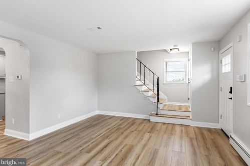 347 Ardmore Ave, Tavistock NJ  08033-1001 exterior