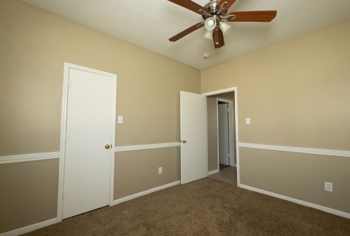 1612 Helmsley Dr, Richmond TX 77471-6137 exterior