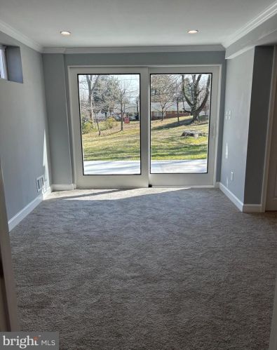 9909 Dellwood Ave, Columbia MD  21046-1024 exterior