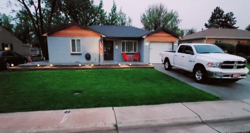 4070 Benton St, Denver, CO 80212-7242