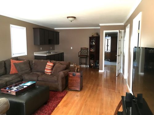 3 Schley St, Dover NJ  07801-2027 exterior
