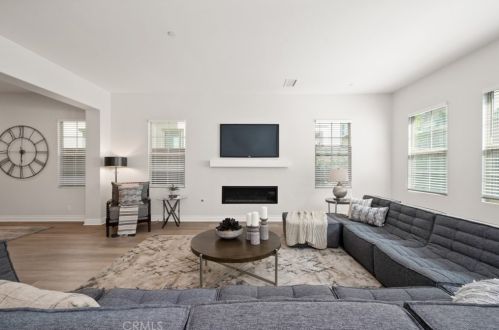 60 Gainsboro, Irvine CA  92620-2187 exterior