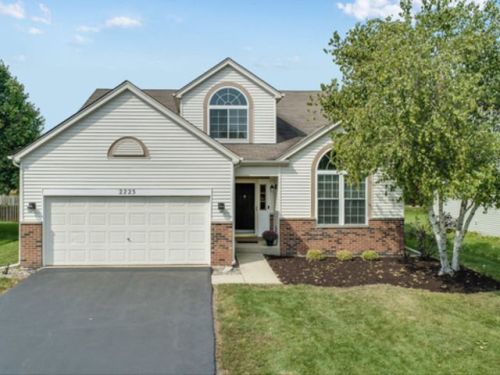2223 Covington Ln, Plainfield, IL 60586-5519