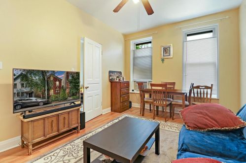1430 Superior St, Chicago, IL 60642-5246