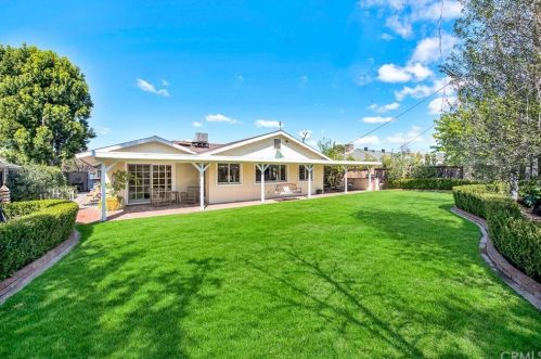 12882 Bubbling Well Rd, Santa Ana, CA 92705-3447