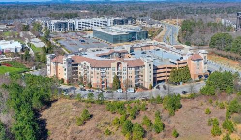 901 Abernathy Rd, Atlanta GA  30328-2562 exterior