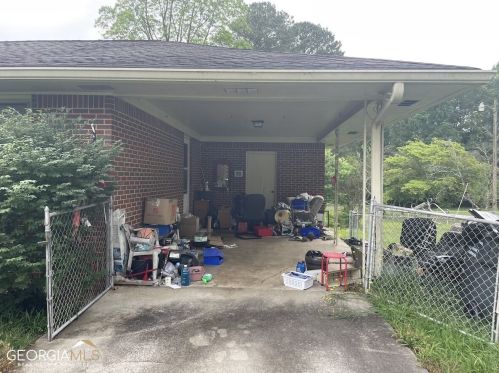 2818 Rosebud Rd, Loganville, GA 30052-2216