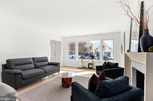 1603 Ballard St, Silver Spring MD 20910-2732 exterior