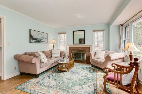 215 Briarwood Ave, Saint Paul MN  55115-1401 exterior