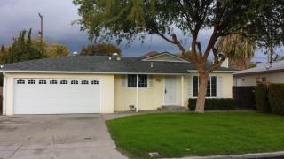 525 Keats Ave, Clovis, CA 93612-2639