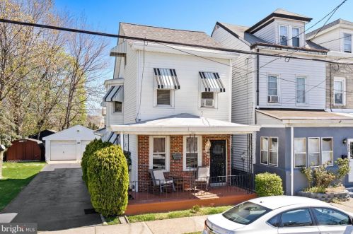 518 Schiller Ave, Trenton, NJ 08610-6030