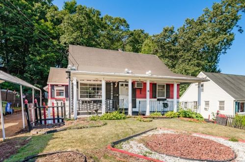 32 Southington Ave, Southington, CT 06489-3646