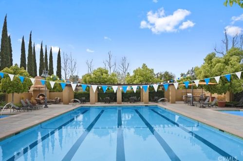 196 Vintage, Irvine CA  92620-2864 exterior