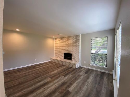 1704 Forest Park Blvd, Fort Worth TX  76110-6606 exterior