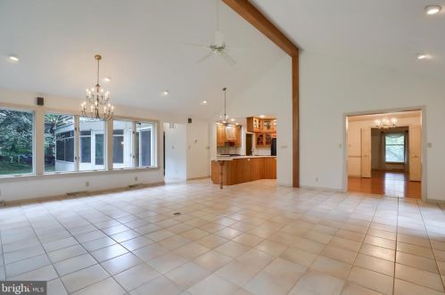 1455 Country Club Dr, Lancaster PA  17601-5211 exterior