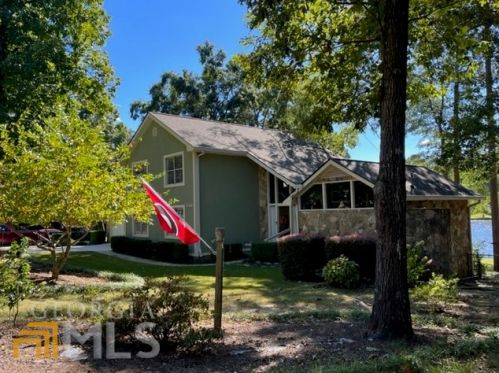 2075 Hampton Trl, Conyers GA  30013-2347 exterior