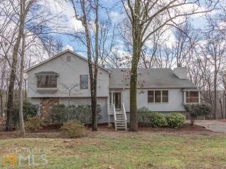 3771 Ridge Rd, Smyrna, GA 30080-5833