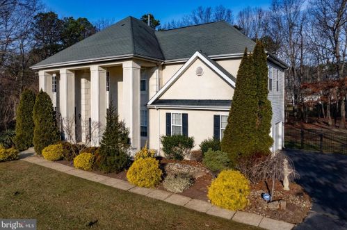 10 Normandy Dr, Jackson Twp, NJ 08527-4853