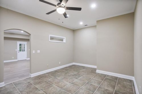 710 Lake Summit Dr, Atlanta GA  30342-1919 exterior